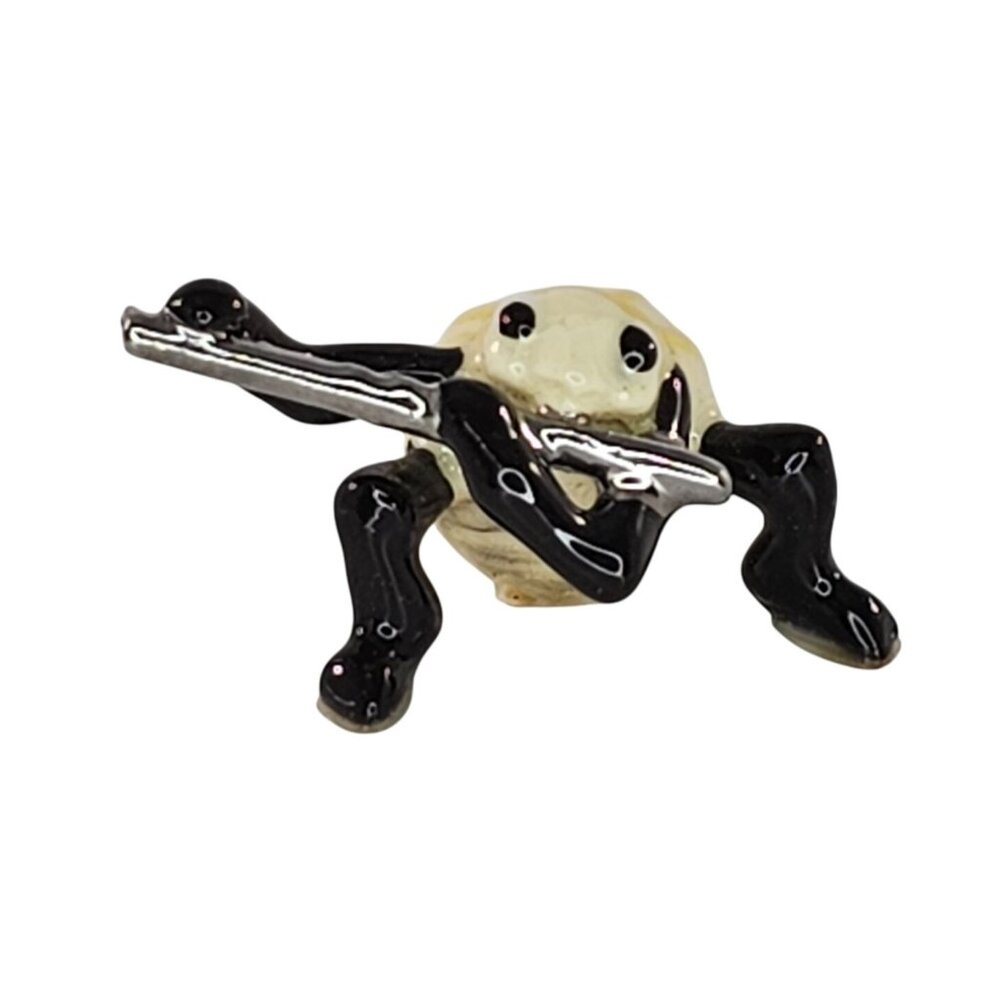Hagen Renaker Beetle Playing Flute Bug Band Miniature Figurine